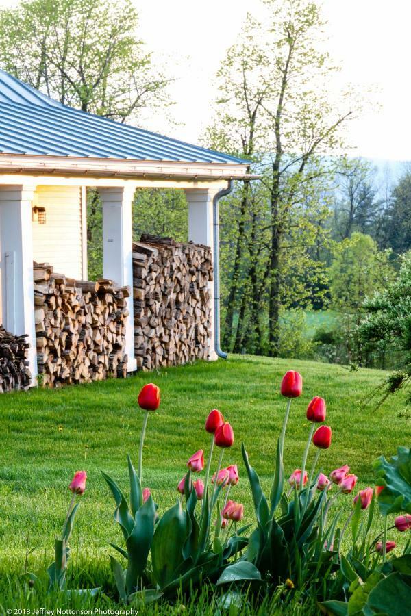 Bed and Breakfast Whitford House And Twin View Barn Addison Екстер'єр фото