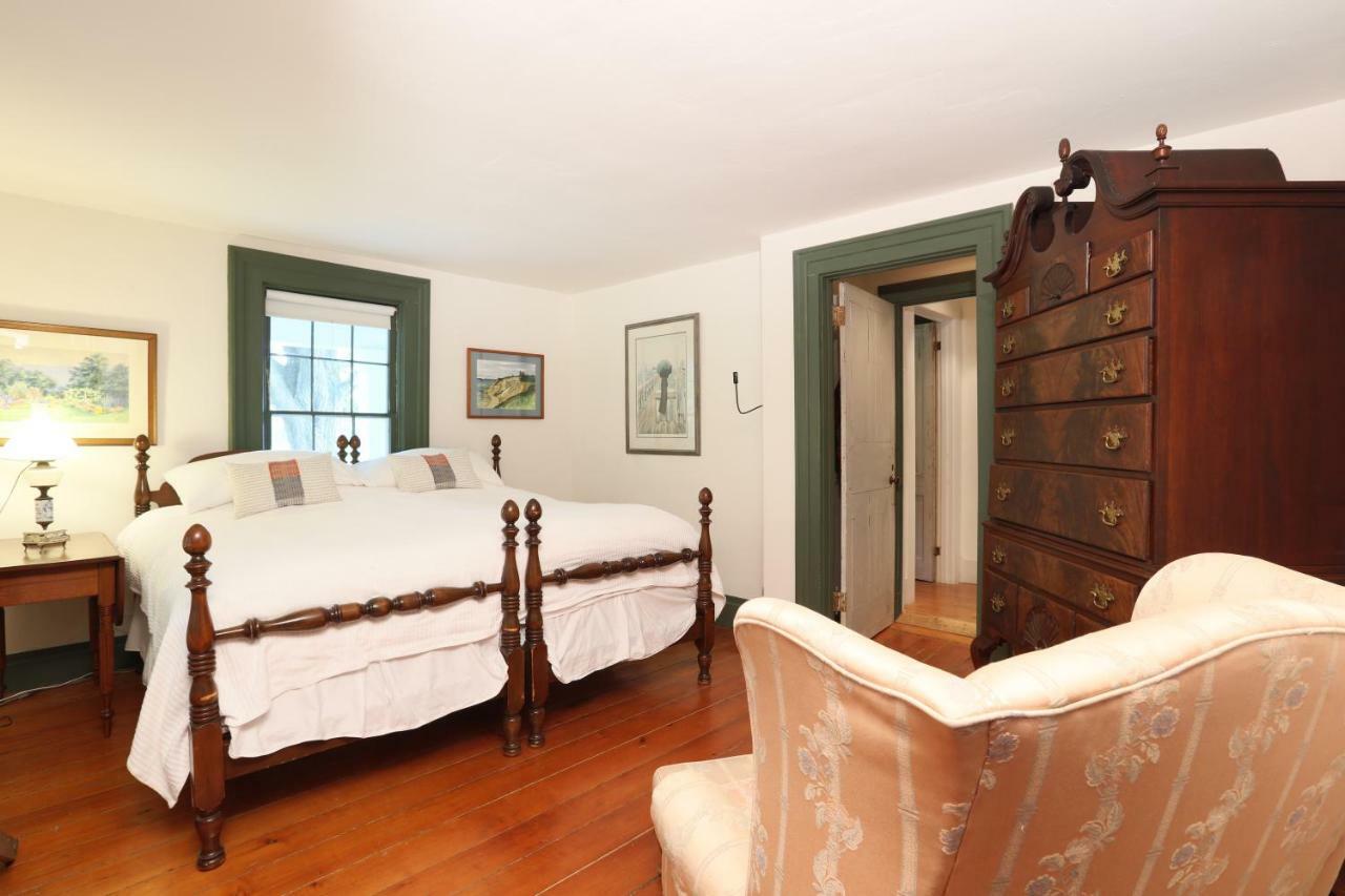 Bed and Breakfast Whitford House And Twin View Barn Addison Екстер'єр фото
